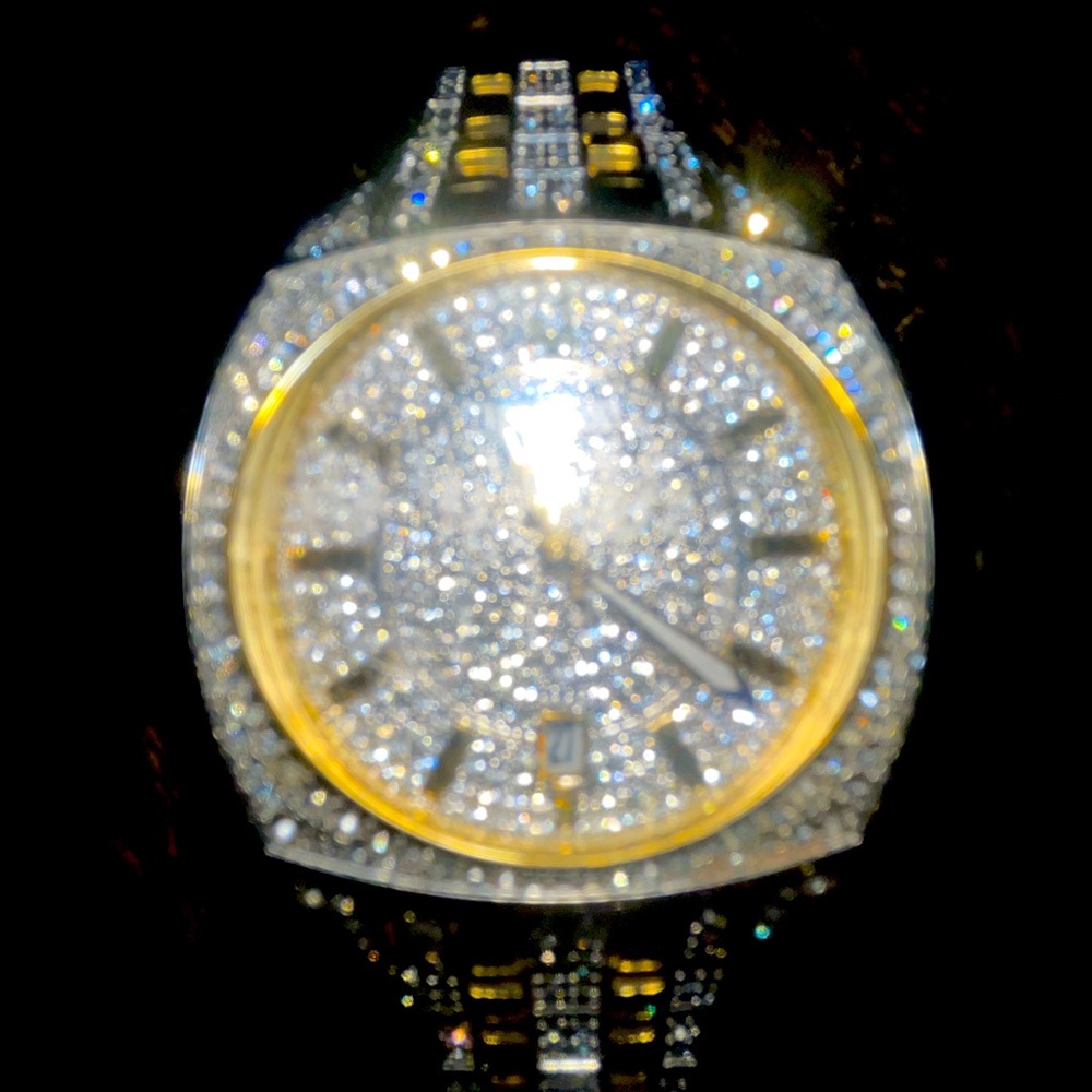 MEN BULOVA WATCH